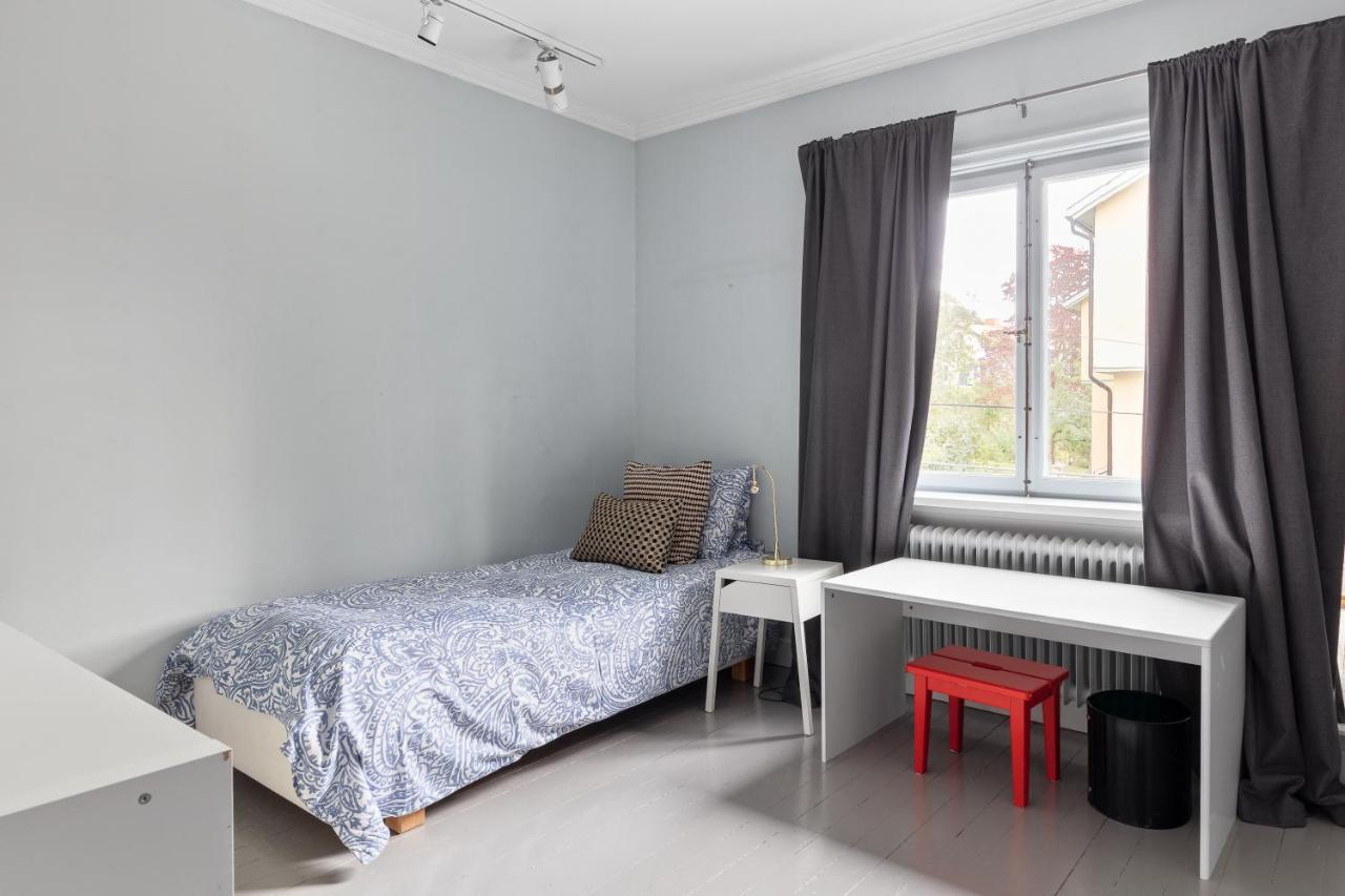Fantastic 4 Bedroom Home In Bromma With Everything 스톡홀름 외부 사진