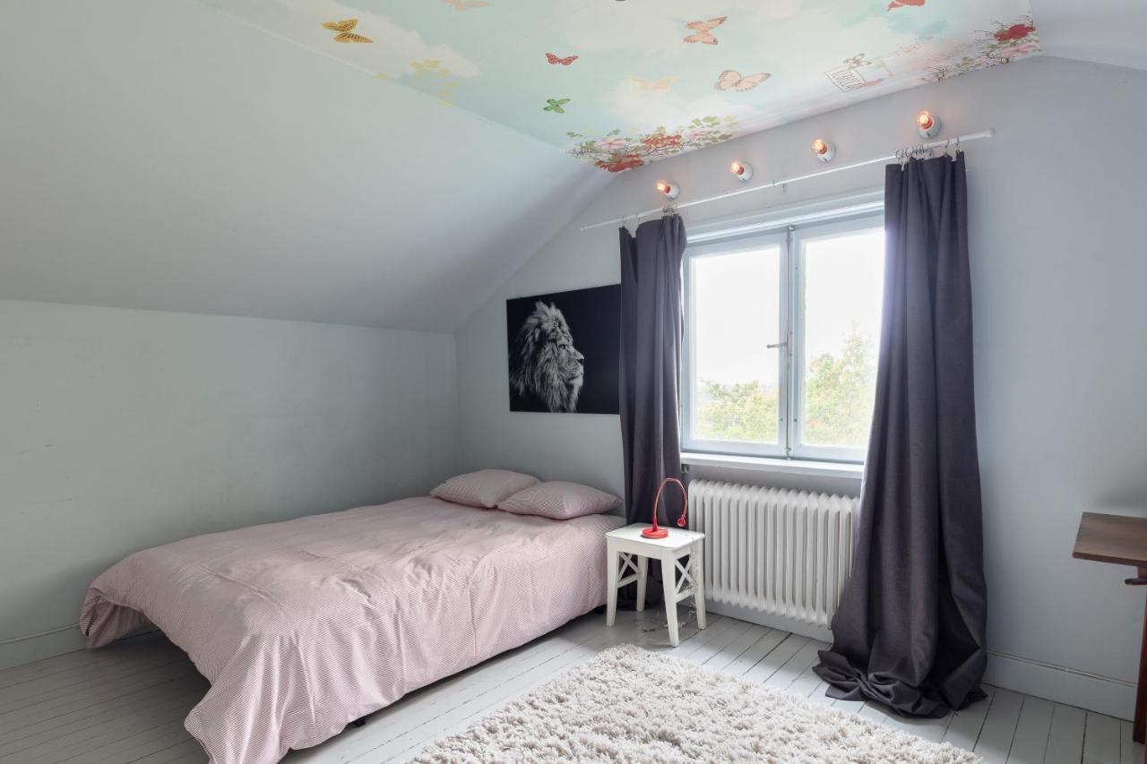 Fantastic 4 Bedroom Home In Bromma With Everything 스톡홀름 외부 사진